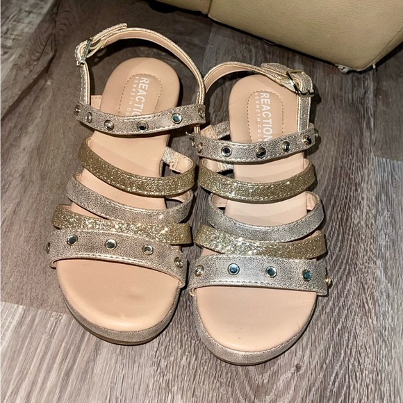 Kenneth Cole Reaction - Girls Wedges - Size 11 - Picture 1 of 4